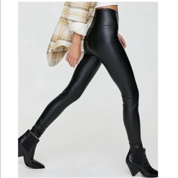 WILFRED Upcycled Daria Pant Vegan Leather Leggings - Picture 2 of 16